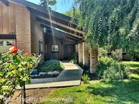 1127 N Gem St photo'