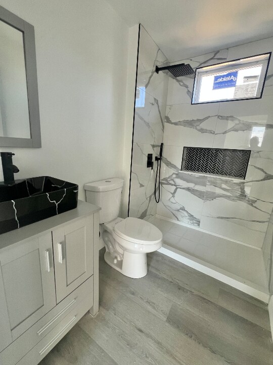 18 Dunreath St in Boston, MA - Building Photo