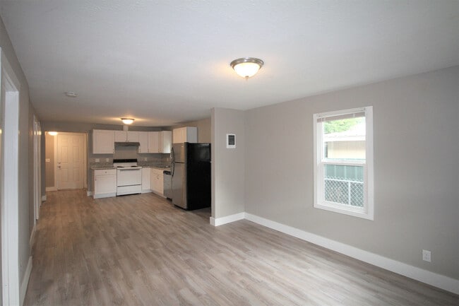property at 1935 Broadway St NE
