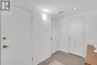 249 Dante Ct in Vaughan, ON - Building Photo - Building Photo