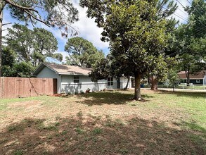 6600 Lakeside Dr in Flower Mound, TX - Building Photo - Building Photo