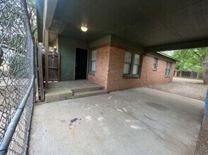 2318 18th St in Lubbock, TX - Building Photo - Building Photo