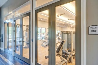 1300 Eucalyptus Dr in Hollywood, FL - Building Photo - Building Photo