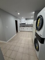 13301 Aiken Pl in Herndon, VA - Building Photo