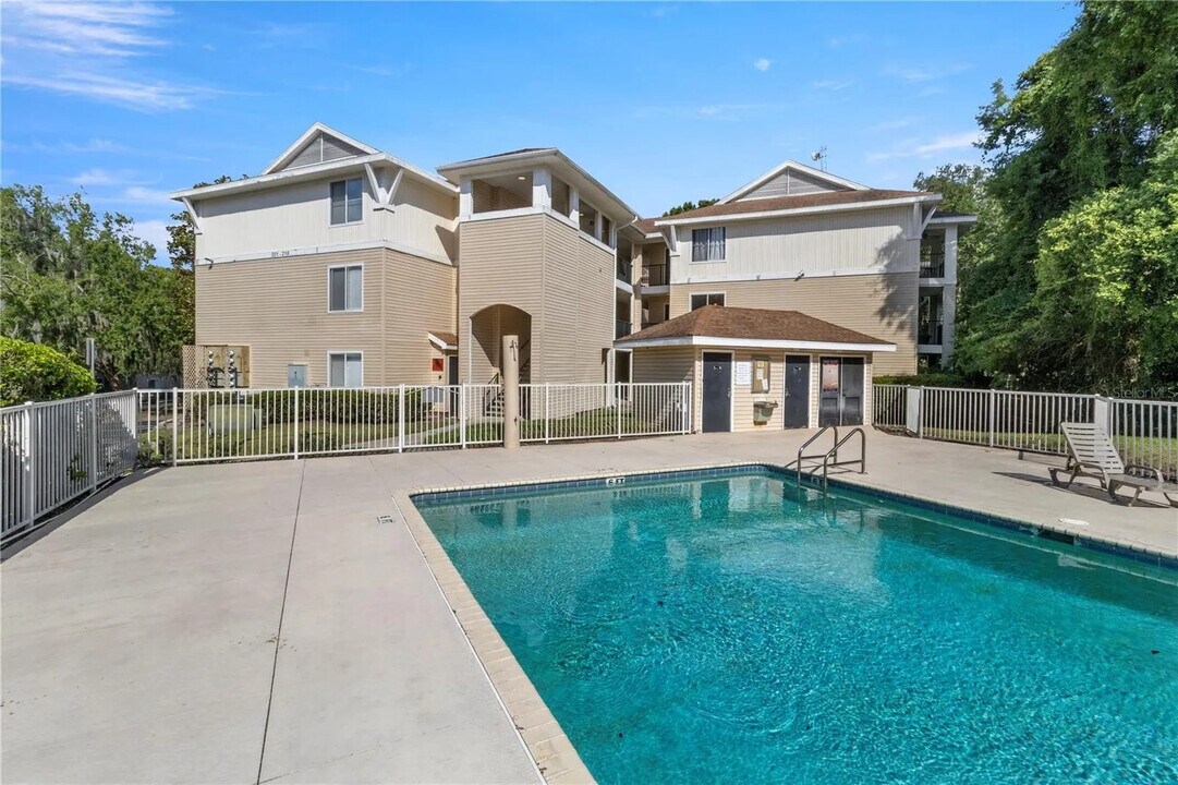 3921 SW 34th St, Unit 204 in Gainesville, FL - Foto de edificio