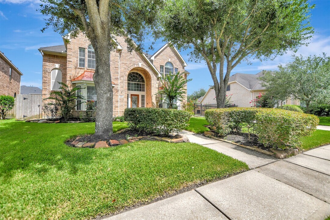 15510 Marble Canyon Way in Houston, TX - Building Photo