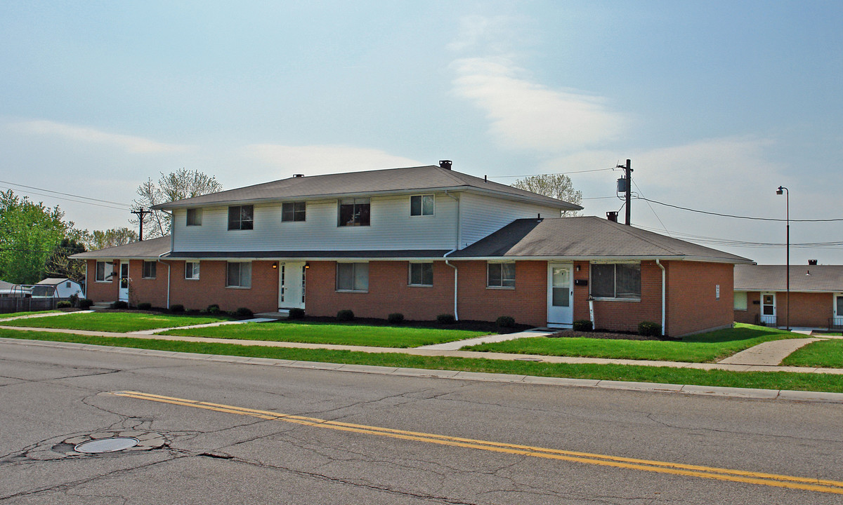 1775 Styer Dr in New Carlisle, OH - Building Photo