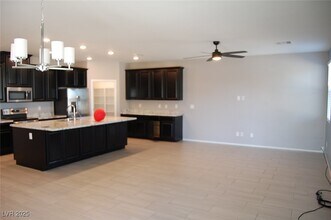 6471 Burke St in Pahrump, NV - Building Photo - Building Photo