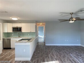 663 100th Ave N in Naples, FL - Building Photo - Building Photo