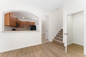 9136 Grey Moss Dr in Orlando, FL - Building Photo - Building Photo