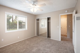 Towne Centre at Orange in Orange, CA - Building Photo - Interior Photo