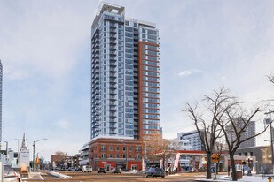 The MacLaren in Edmonton, AB - Building Photo