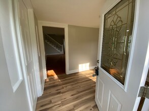 7173 Beechland Ave in Louisville, KY - Building Photo - Building Photo