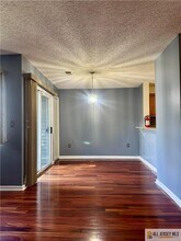 826 Edpas Rd in New Brunswick, NJ - Foto de edificio - Building Photo