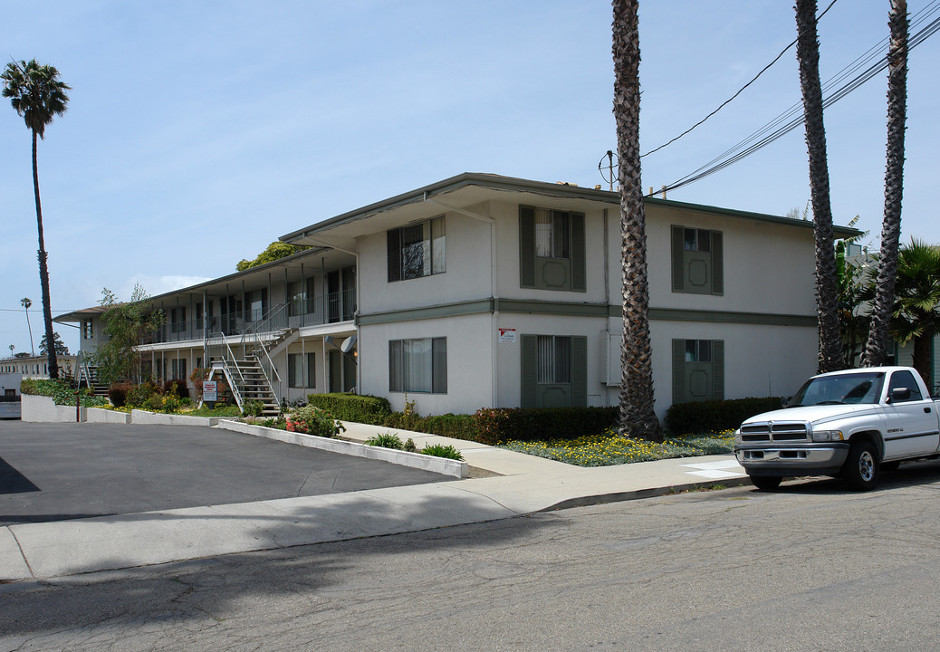 147-175 S Ann St in Ventura, CA - Building Photo