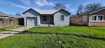 460 N Washington St in Dixon, CA - Building Photo