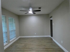 8919 Winding River Dr in Houston, TX - Building Photo - Building Photo