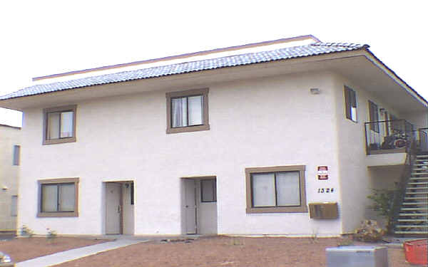 Kari Apartments in Las Vegas, NV - Foto de edificio - Building Photo