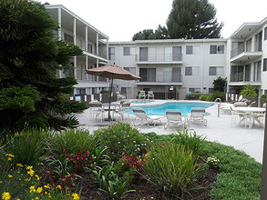 4160 W 182nd St-Unit -303 in Torrance, CA - Building Photo - Building Photo