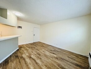 ven108 in Culver City, CA - Building Photo - Building Photo
