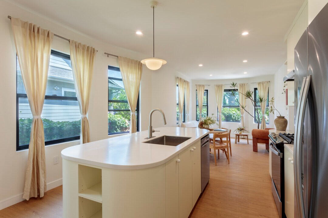 4541 Melbourne Ave, Unit 3 in Los Angeles, CA - Building Photo