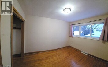 730 Garth St in Hamilton, ON - Building Photo - Building Photo