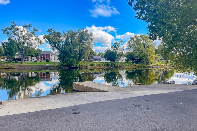 Homes for rent in Iowa County, IA
