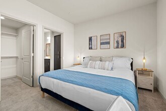 711 W Broadway Rd in Tempe, AZ - Building Photo - Building Photo