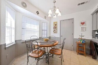 1212 SW 99th Terrace in Oklahoma City, OK - Building Photo - Building Photo