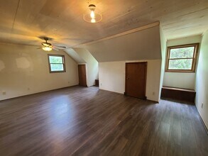 299 Pearson Rd in Tamassee, SC - Building Photo - Building Photo