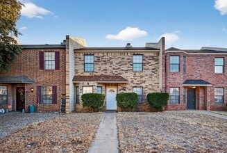 3222 Preston Dr in Midland, TX - Foto de edificio - Building Photo