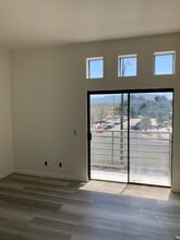 1801 Victory W Blvd in Burbank, CA - Building Photo - Building Photo