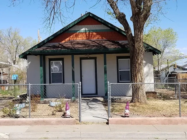 property at 126 S Maple St