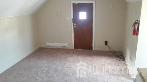 82 Woodbridge Ave in Highland Park, NJ - Building Photo - Building Photo