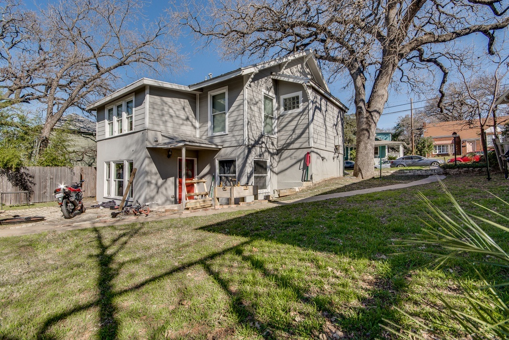 905 W 30th St in Austin, TX - Building Photo