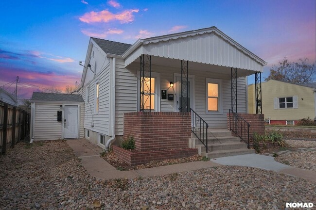 property at 4325 S Cherokee St