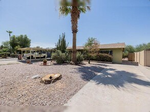 6706 E 1st Ave in Scottsdale, AZ - Building Photo - Building Photo