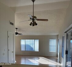 10830 W Diana Ave in Peoria, AZ - Building Photo - Building Photo