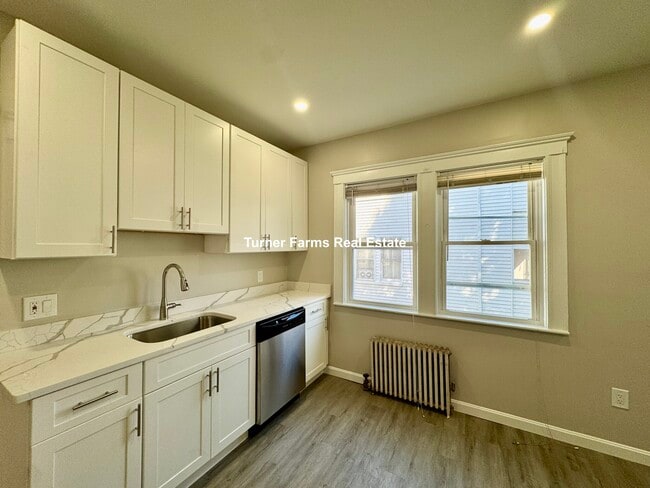 43 Warner St, Unit 1