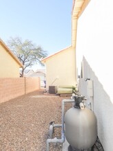 7699 S Zircon Crystal Dr in Tucson, AZ - Building Photo - Building Photo