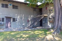 3620 Budlong Ave in Los Angeles, CA - Foto de edificio - Building Photo