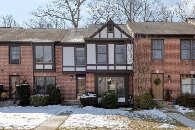 property at 38 Tudor Ct