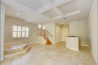 545 NE 69th Cir in Boca Raton, FL - Building Photo - Building Photo