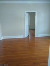 326 Field Pl, Unit #2L in Hillside, NJ - Building Photo - Building Photo
