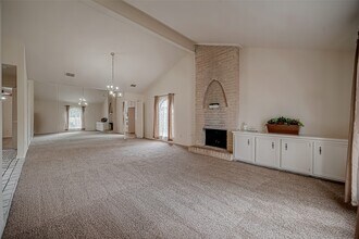 10607 Silkwood Dr in Houston, TX - Building Photo - Building Photo