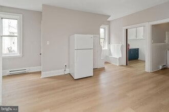 243 Chestnut St in Pottstown, PA - Building Photo - Building Photo