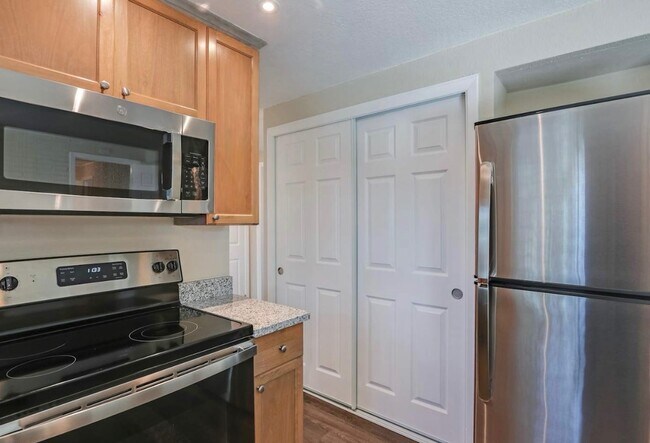 3544 Tiki Dr in Holiday, FL - Building Photo - Building Photo