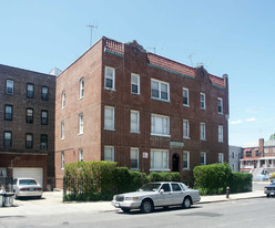 3049 Paulding Ave Apartments