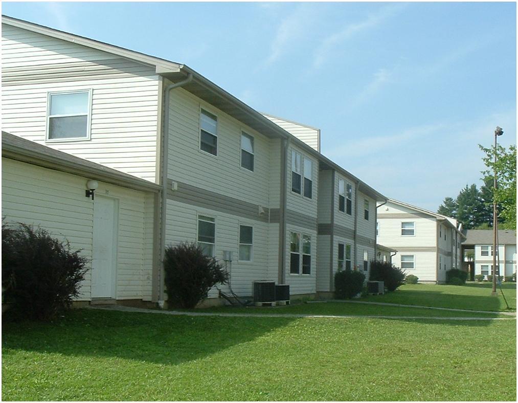 6 Erbacon Rd Cowen, WV Apartments