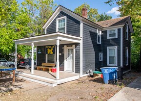 815 Brown St in Ann Arbor, MI - Building Photo